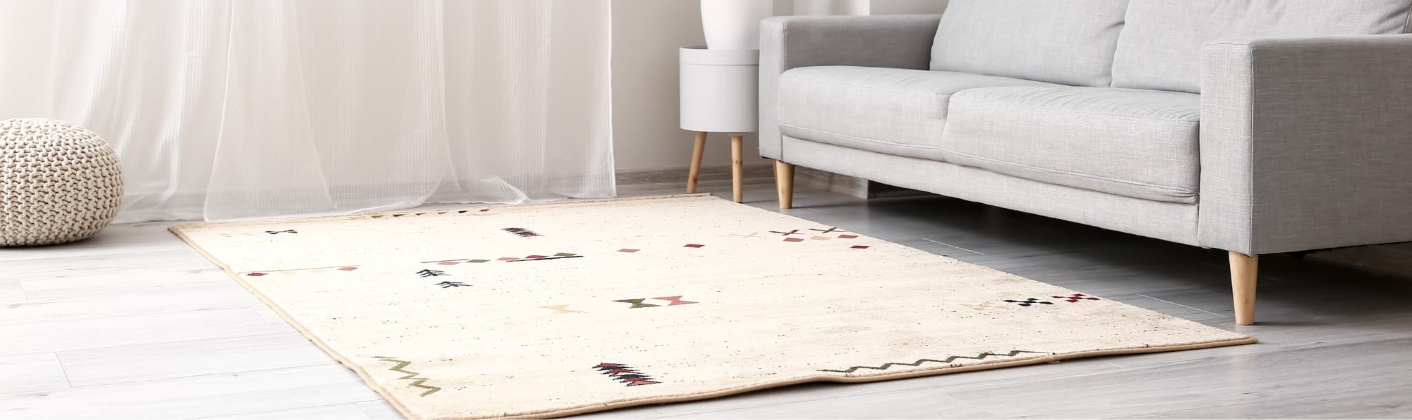 Easy Tips to Maintain the Beauty of Your Carpets and Rugs in Dubai