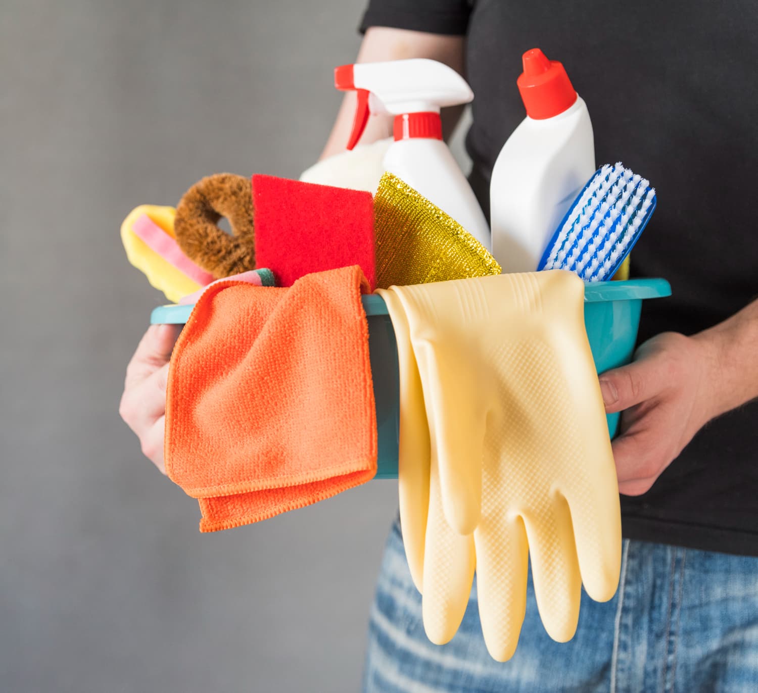 Eco-Friendly Cleaning vs Traditional Cleaning: Which One’s Right for Your Home?